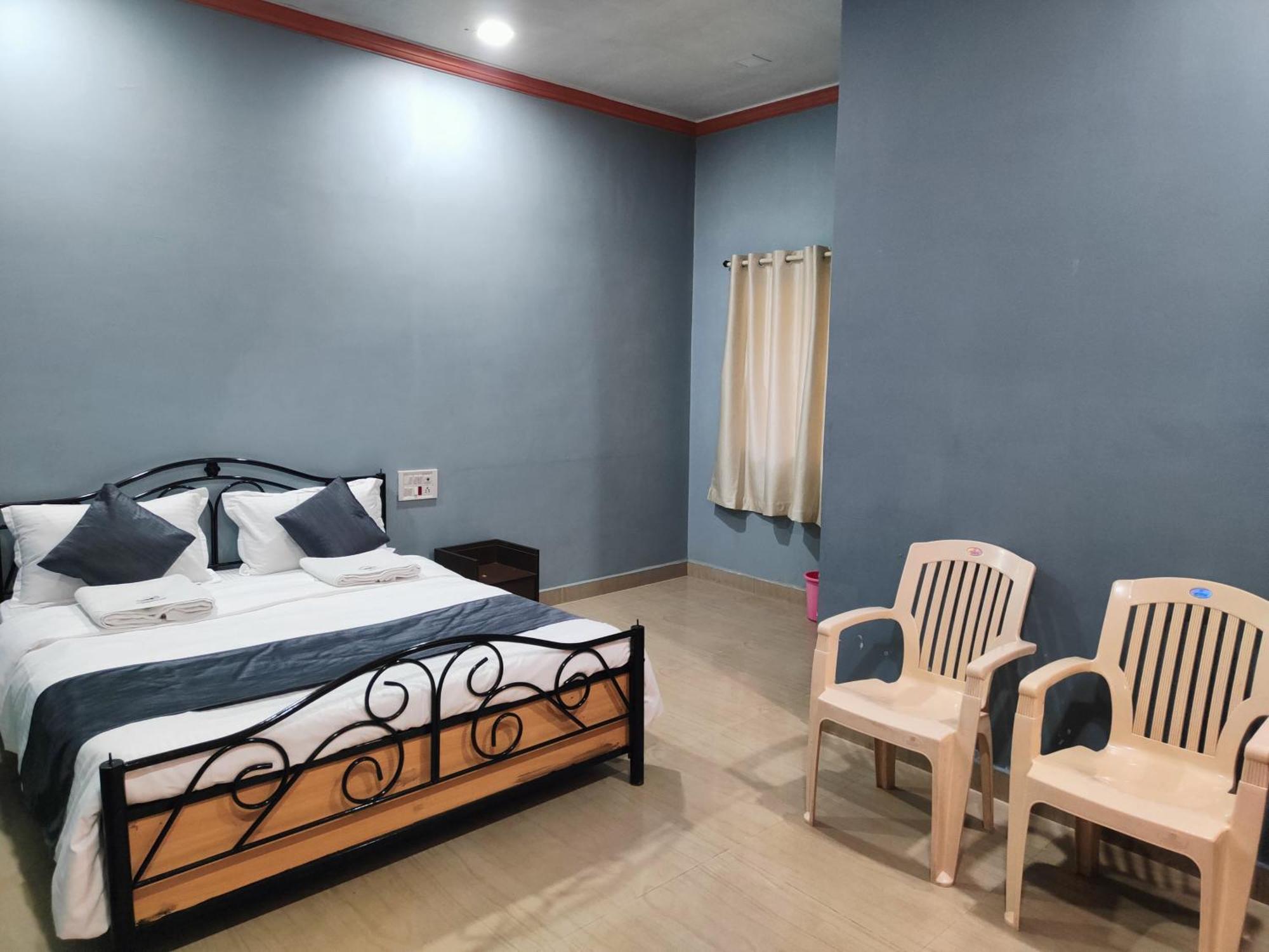 Monkeycap Tourist Hostel Panchgani Exterior foto